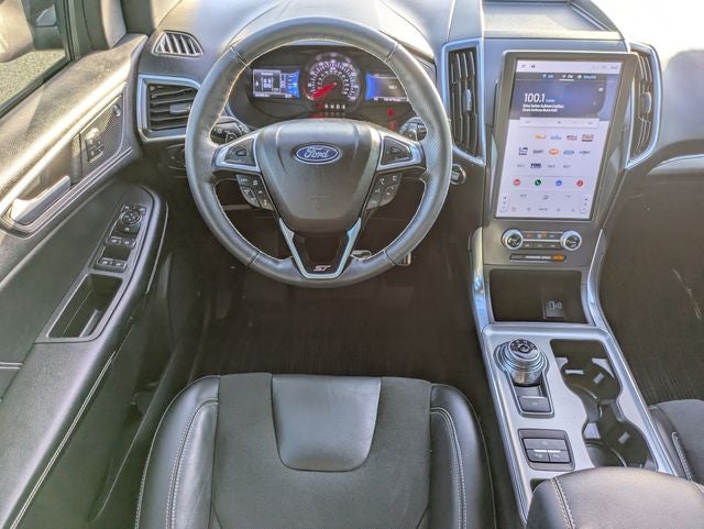 2022 Ford Edge ST