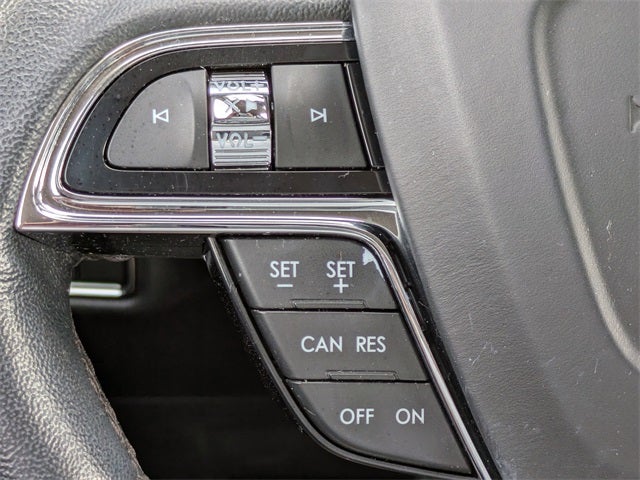 2022 Lincoln Nautilus Standard