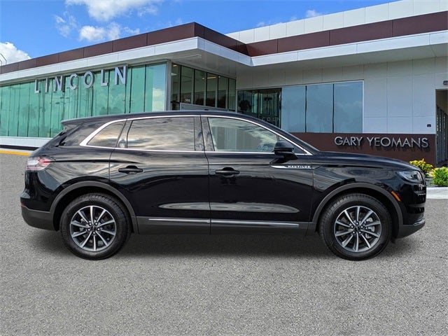 2022 Lincoln Nautilus Standard