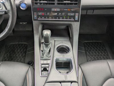 2022 Toyota Avalon Hybrid XSE