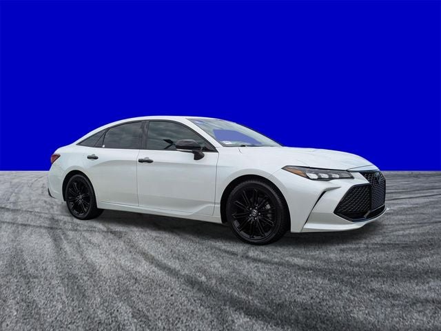 2022 Toyota Avalon Hybrid XSE