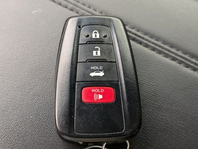 2022 Toyota Avalon Hybrid XSE