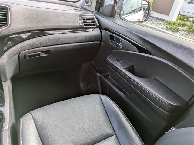 2021 Honda Pilot Touring 8 Passenger