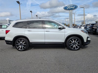 2021 Honda Pilot Touring 8 Passenger