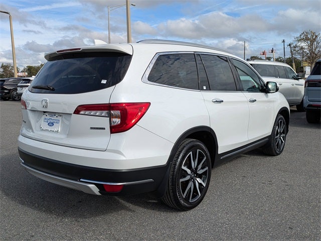 2021 Honda Pilot Touring 8 Passenger