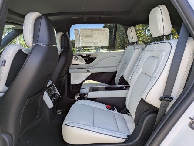 2027 Lincoln Aviator Black Label