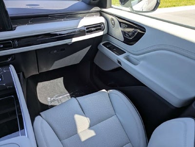 2027 Lincoln Aviator Black Label