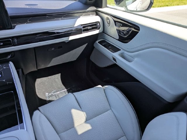 2027 Lincoln Aviator Black Label