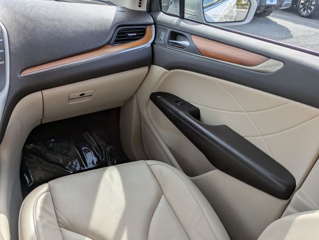 2019 Lincoln MKC Select