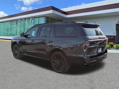 2027 Lincoln Navigator Reserve