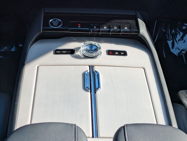2027 Lincoln Navigator Reserve
