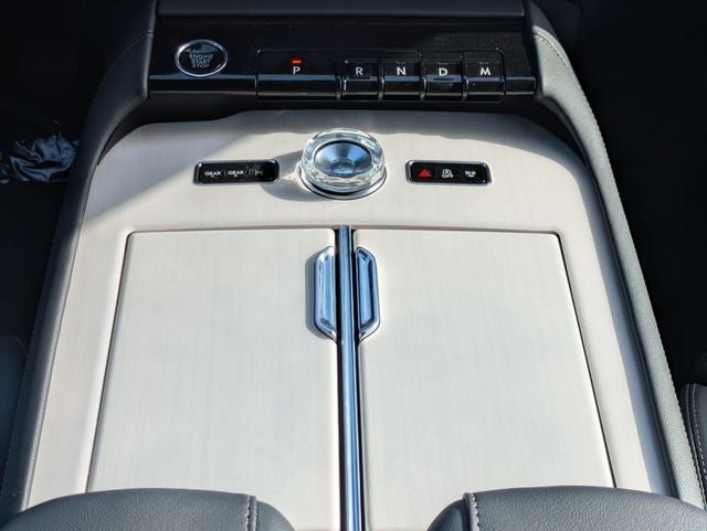 2027 Lincoln Navigator Reserve
