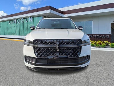 2027 Lincoln Navigator Reserve