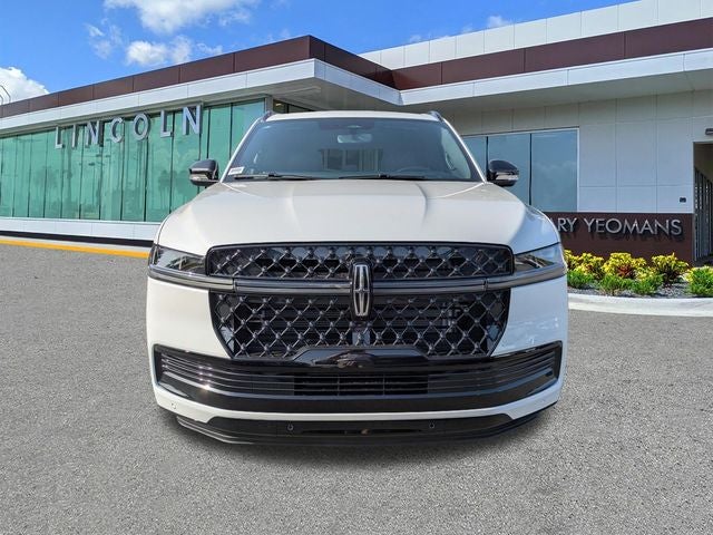 2027 Lincoln Navigator Reserve