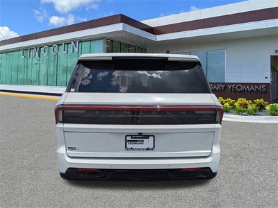 2025 Lincoln Navigator Reserve