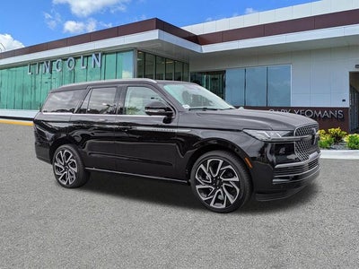 2027 Lincoln Navigator Reserve