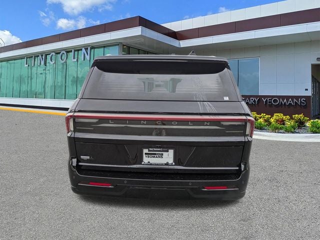 2027 Lincoln Navigator Reserve