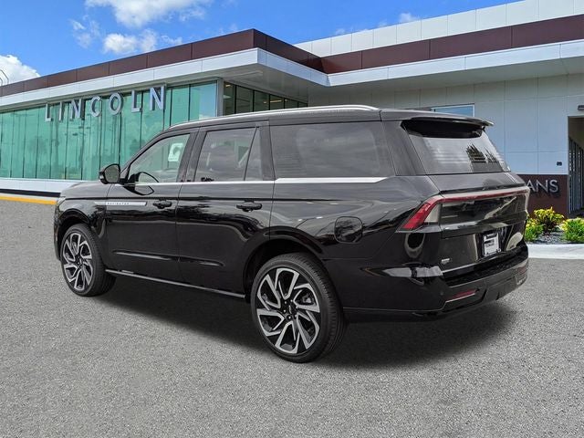 2027 Lincoln Navigator Reserve
