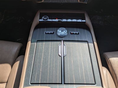 2025 Lincoln Navigator Black Label