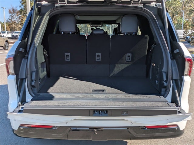 2025 Lincoln Navigator Black Label