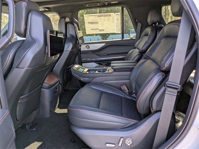 2025 Lincoln Navigator Black Label