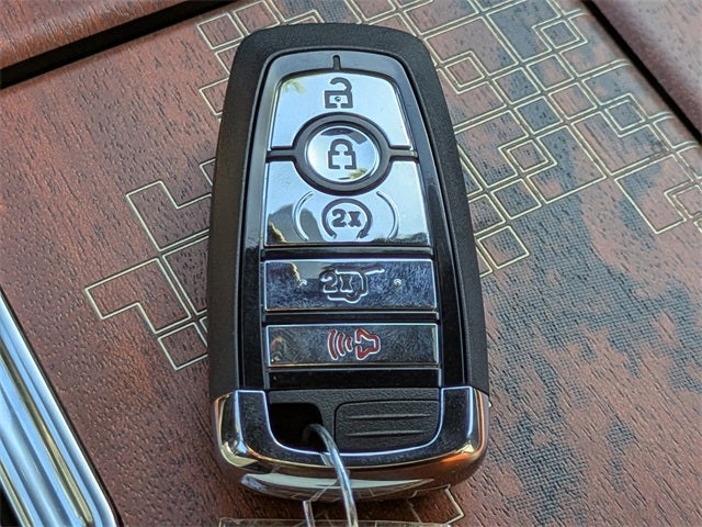 2025 Lincoln Navigator Black Label