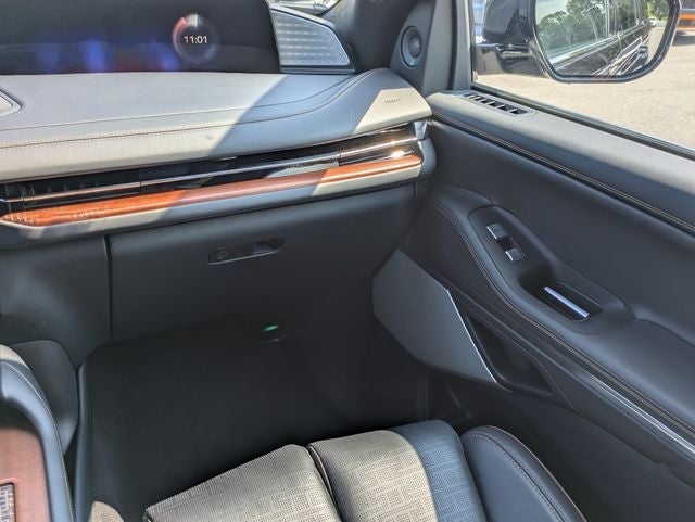 2027 Lincoln Navigator Black Label