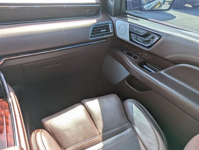 2020 Lincoln Navigator Black Label