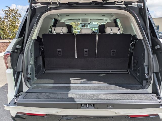 2026 Lincoln Navigator Premiere