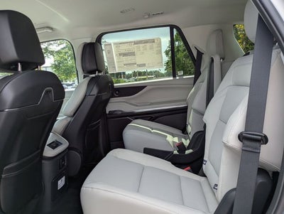 2026 Lincoln Navigator Premiere