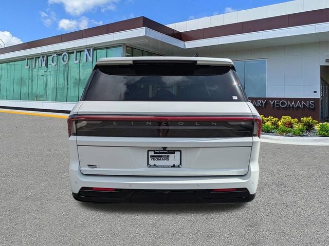 2026 Lincoln Navigator Premiere