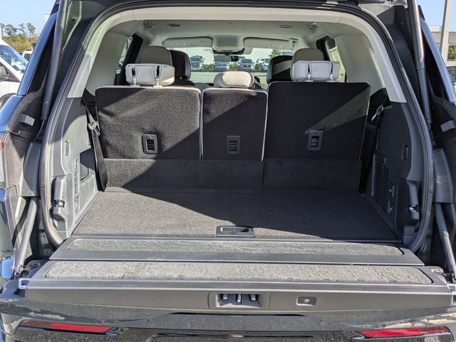 2026 Lincoln Navigator Premiere