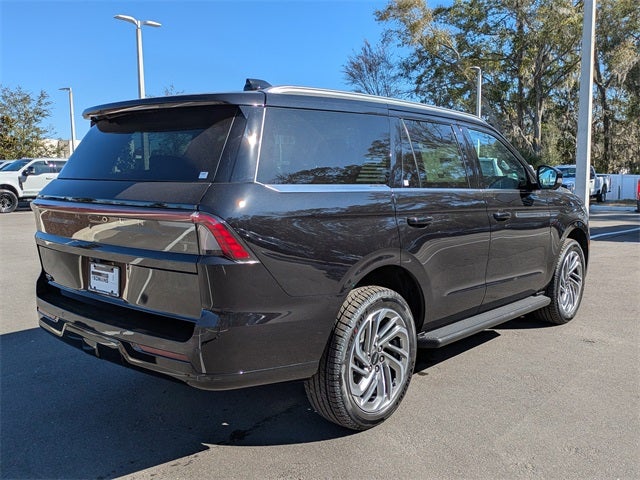 2026 Lincoln Navigator Premiere