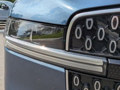 2027 Lincoln Navigator Premiere