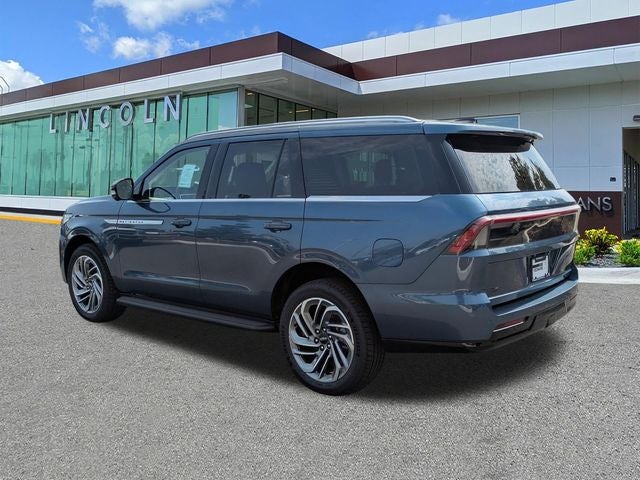 2027 Lincoln Navigator Premiere