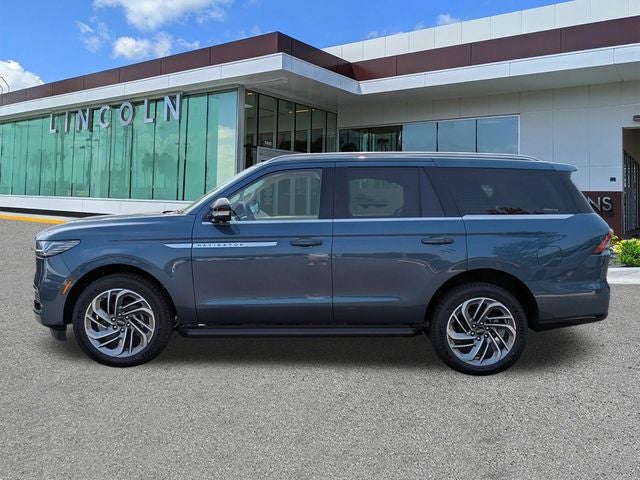 2027 Lincoln Navigator Premiere