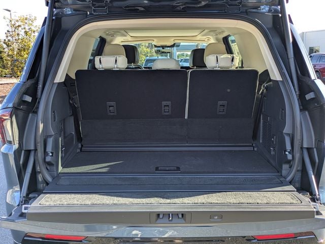 2027 Lincoln Navigator Reserve
