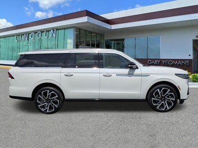 2026 Lincoln Navigator L Reserve