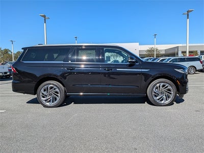 2025 Lincoln Navigator L Reserve