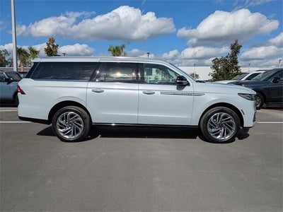 2026 Lincoln Navigator L Reserve