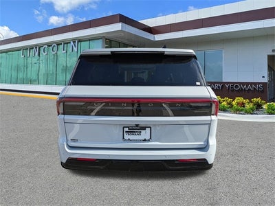 2026 Lincoln Navigator L Reserve