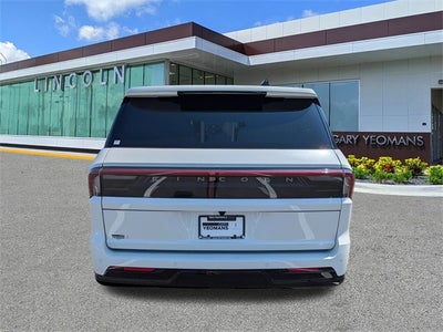 2025 Lincoln Navigator L Reserve