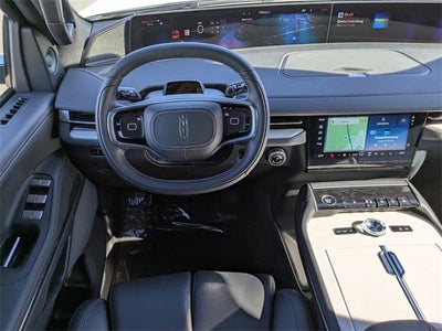 2025 Lincoln Navigator L Reserve