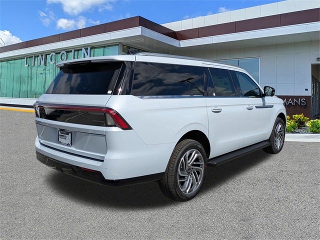 2026 Lincoln Navigator L Premiere