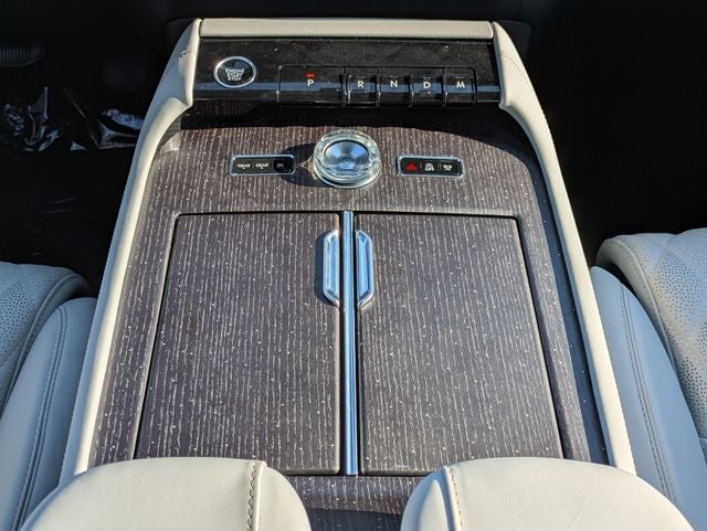 2027 Lincoln Navigator L Black Label