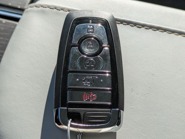 2027 Lincoln Navigator L Black Label
