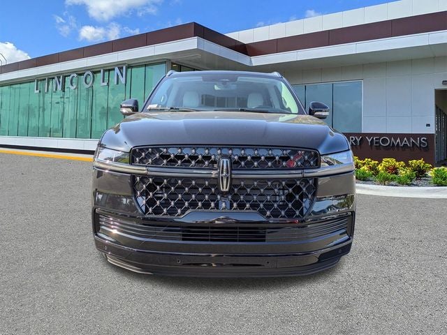 2027 Lincoln Navigator L Black Label