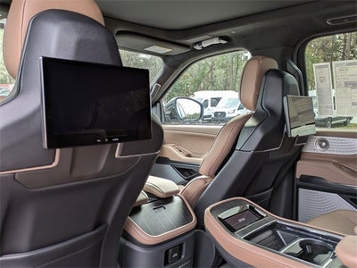 2025 Lincoln Navigator L Black Label