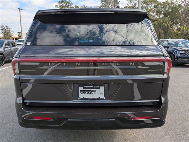 2025 Lincoln Navigator L Black Label