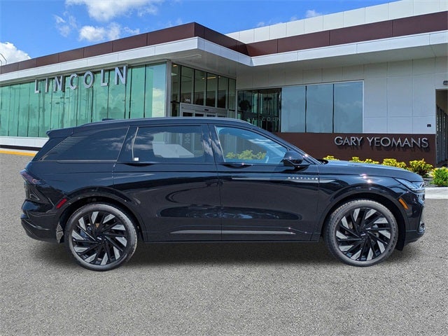 2025 Lincoln Nautilus Reserve